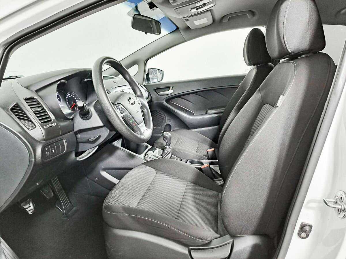 Kia Cerato, 2017 Фото №14
