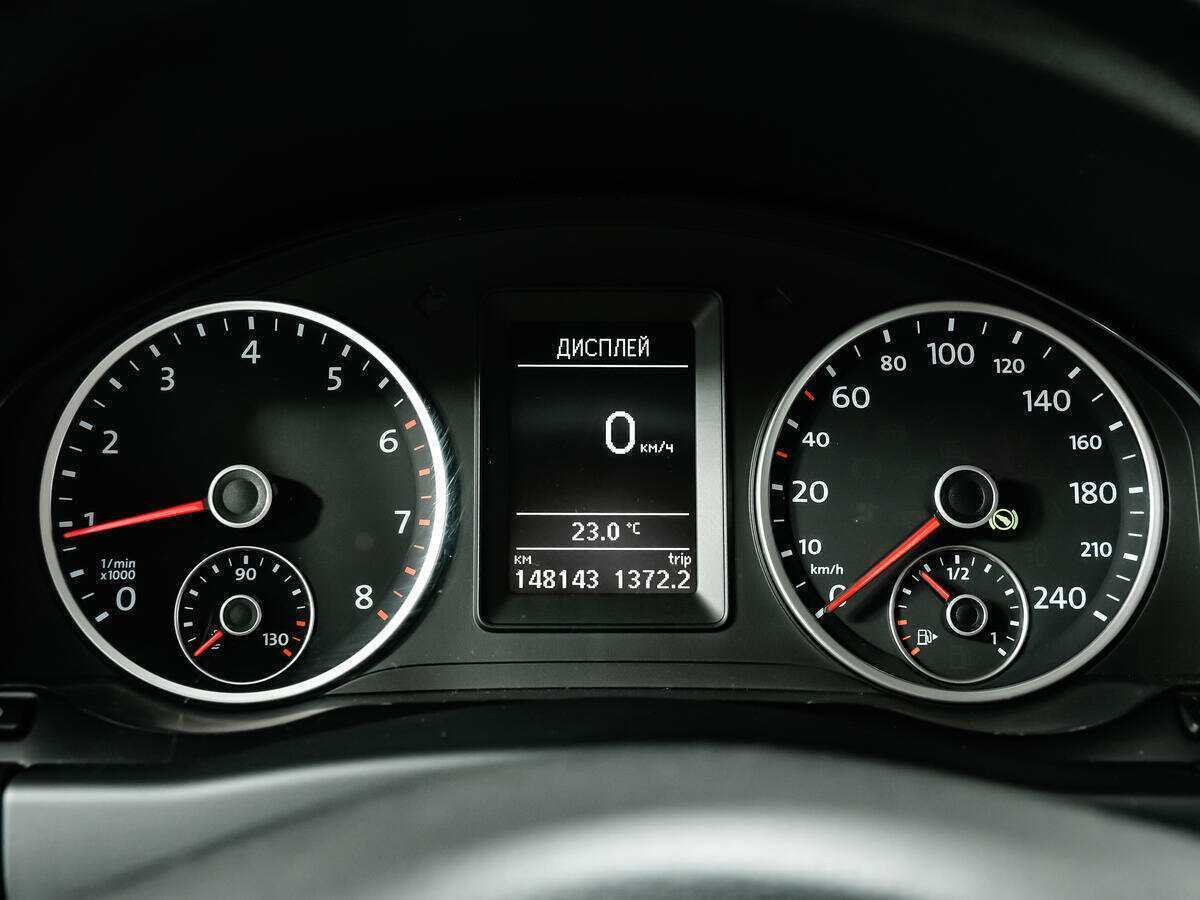 Volkswagen Tiguan, 2012 Фото №10