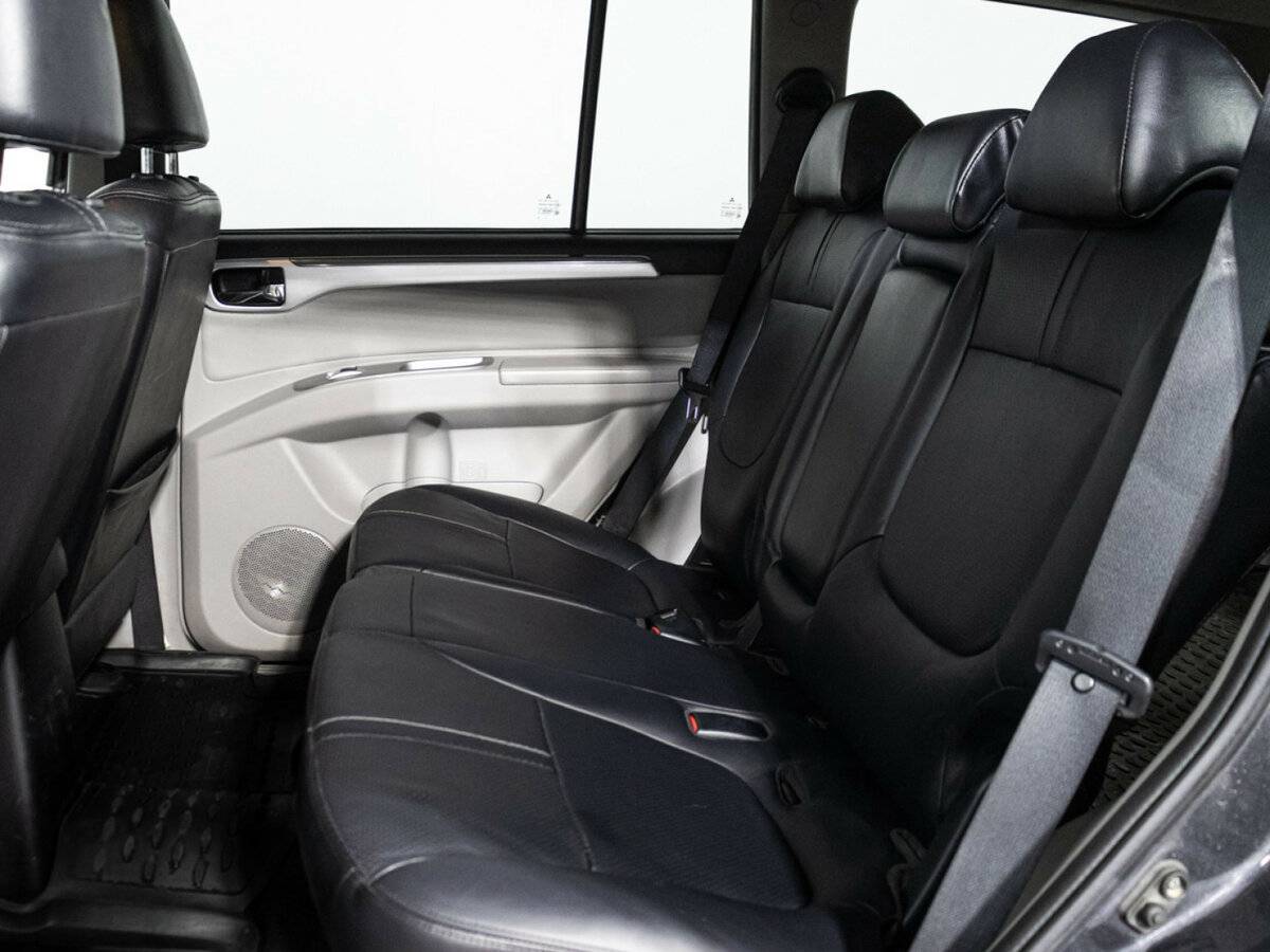 Mitsubishi Pajero Sport II, 2013 Фото №8