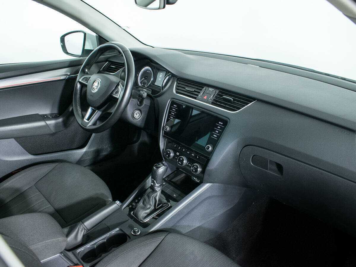Skoda Octavia, 2018 Фото №9