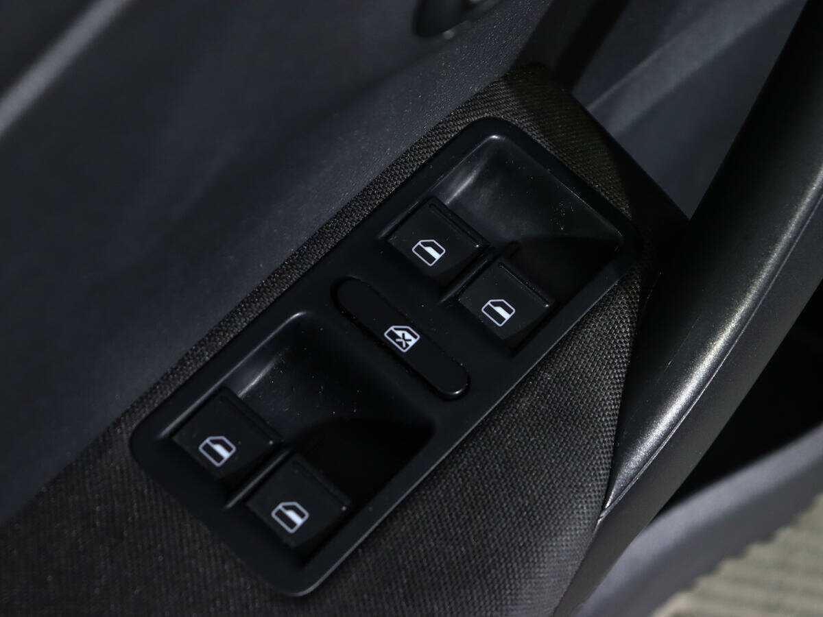 Volkswagen Polo, 2016 Фото №15