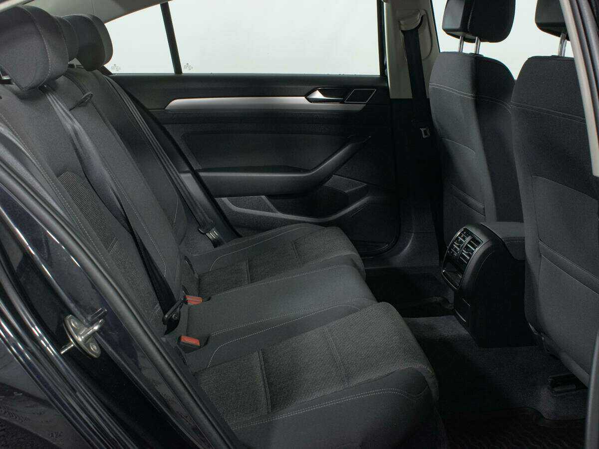 Volkswagen Passat, 2017 Фото №10