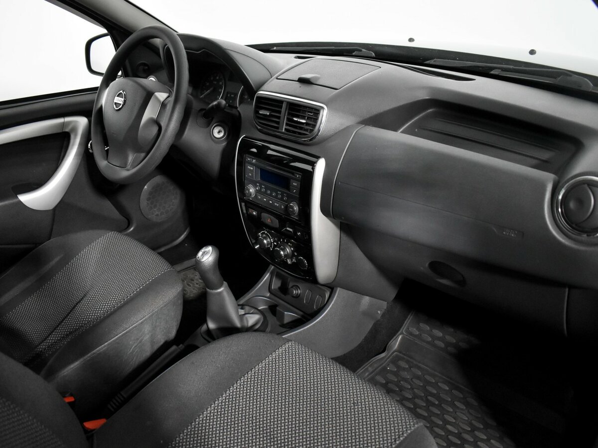 Nissan Terrano III (D10), 2015 Фото №12