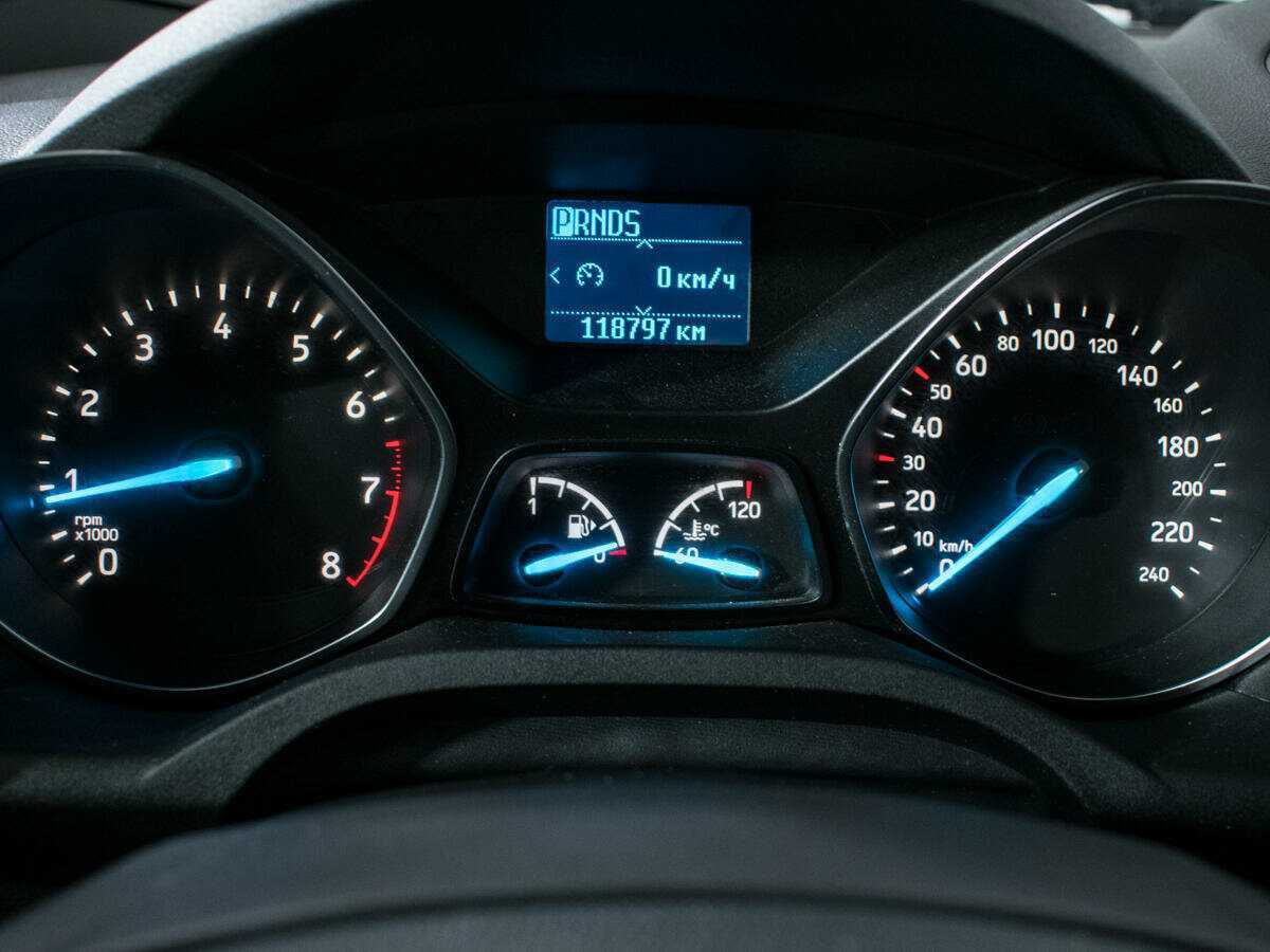 Ford Kuga, 2017 Фото №11