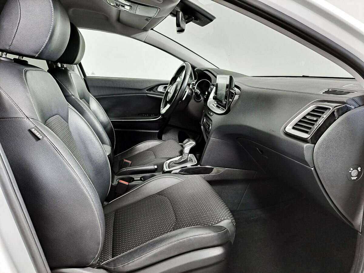 Kia Ceed, 2021 Фото №7