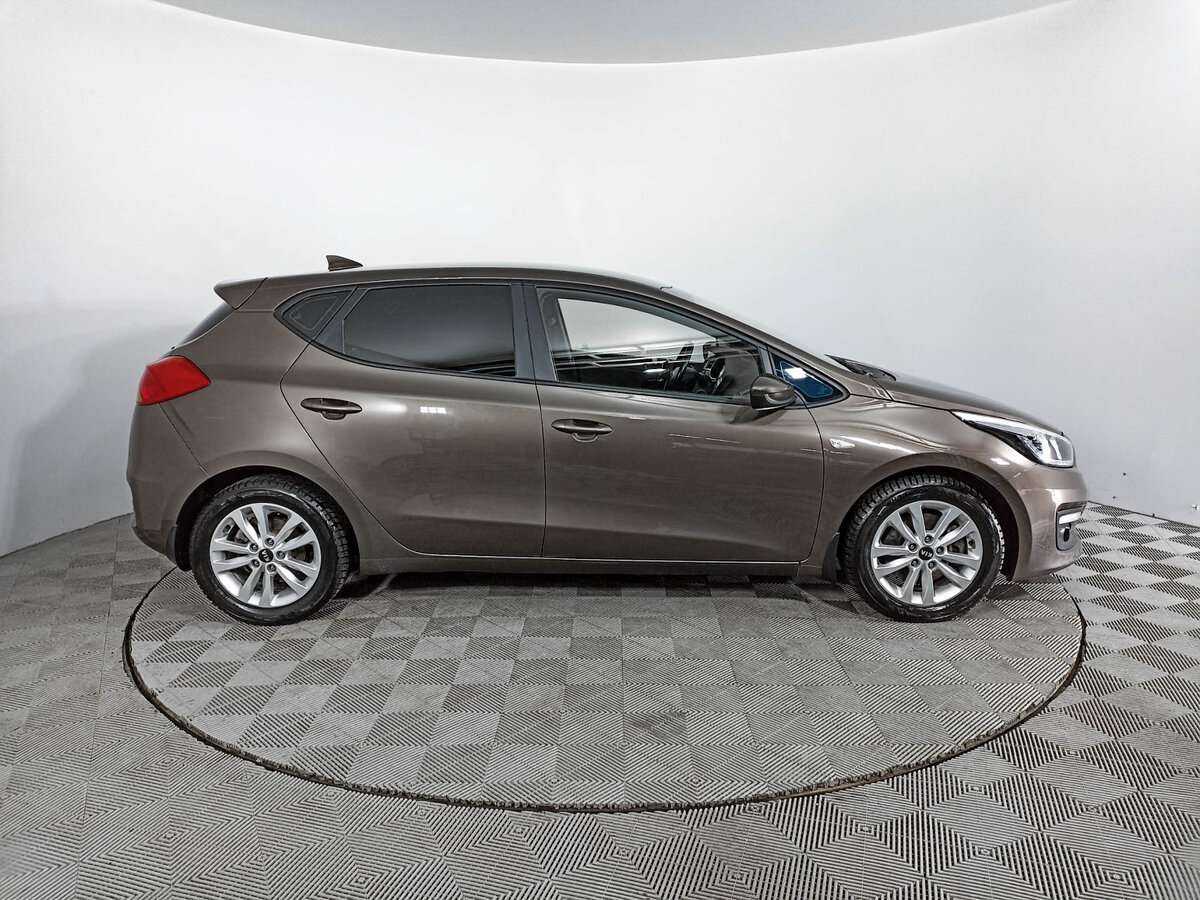 Kia Ceed, 2018 Фото №4