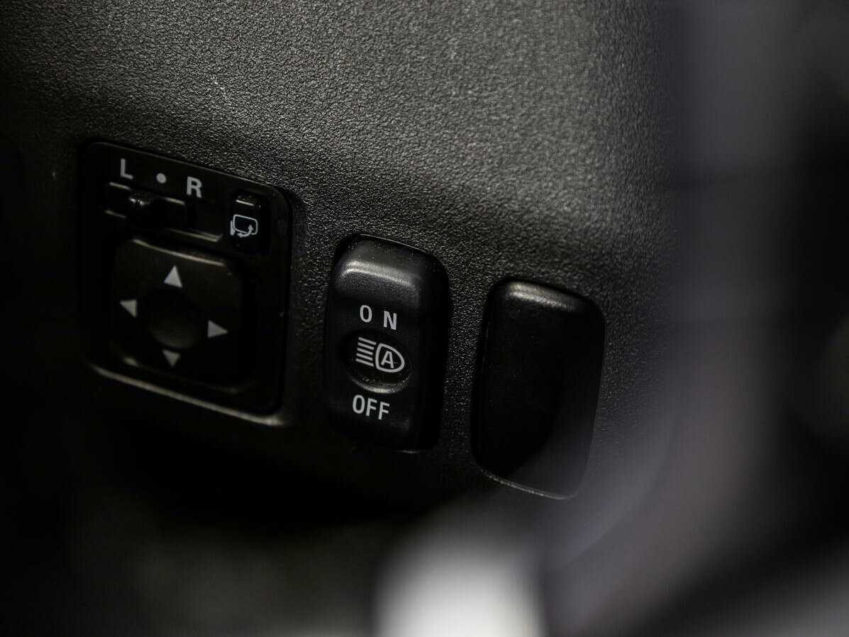 Mitsubishi Pajero, 2017 Фото №17