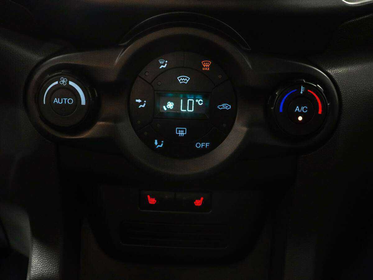 Ford EcoSport, 2015 Фото №14