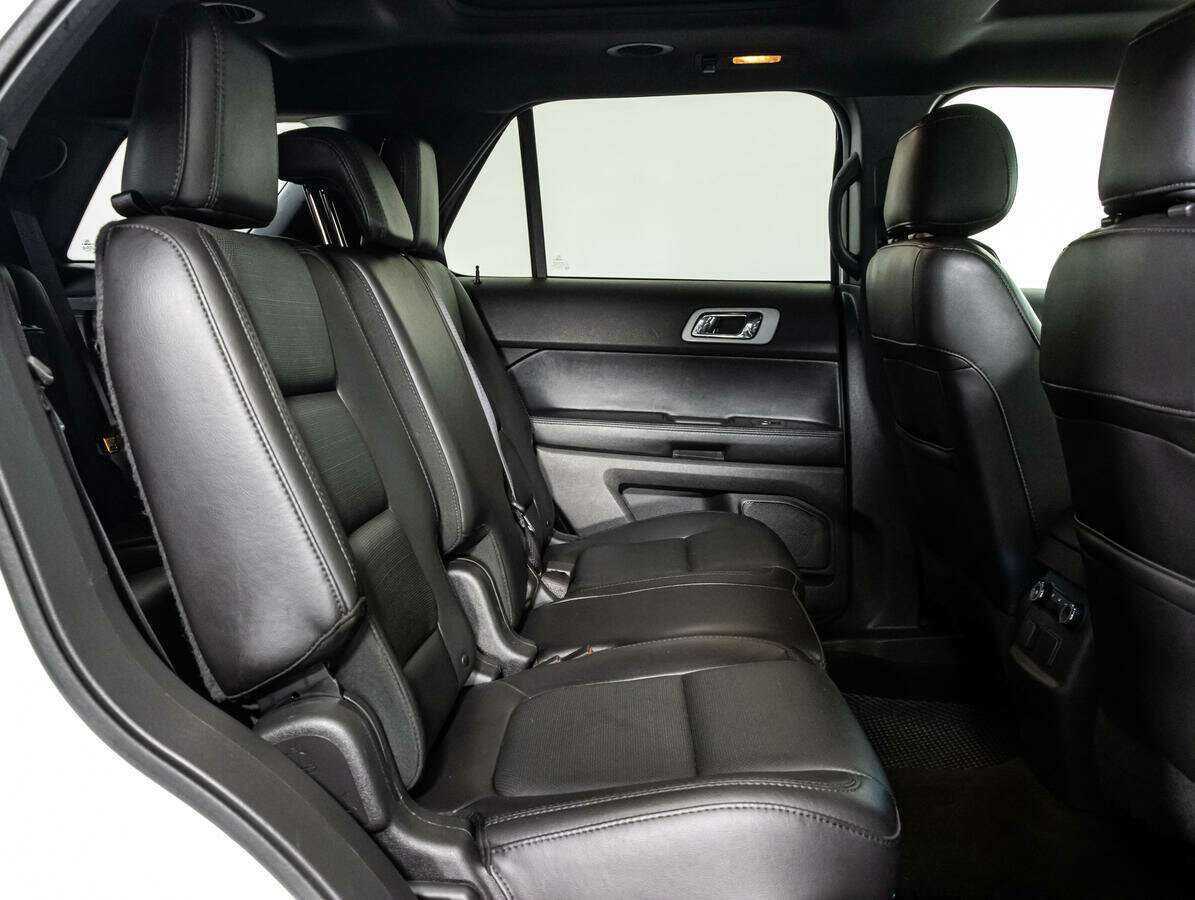 Ford Explorer, 2014 Фото №19