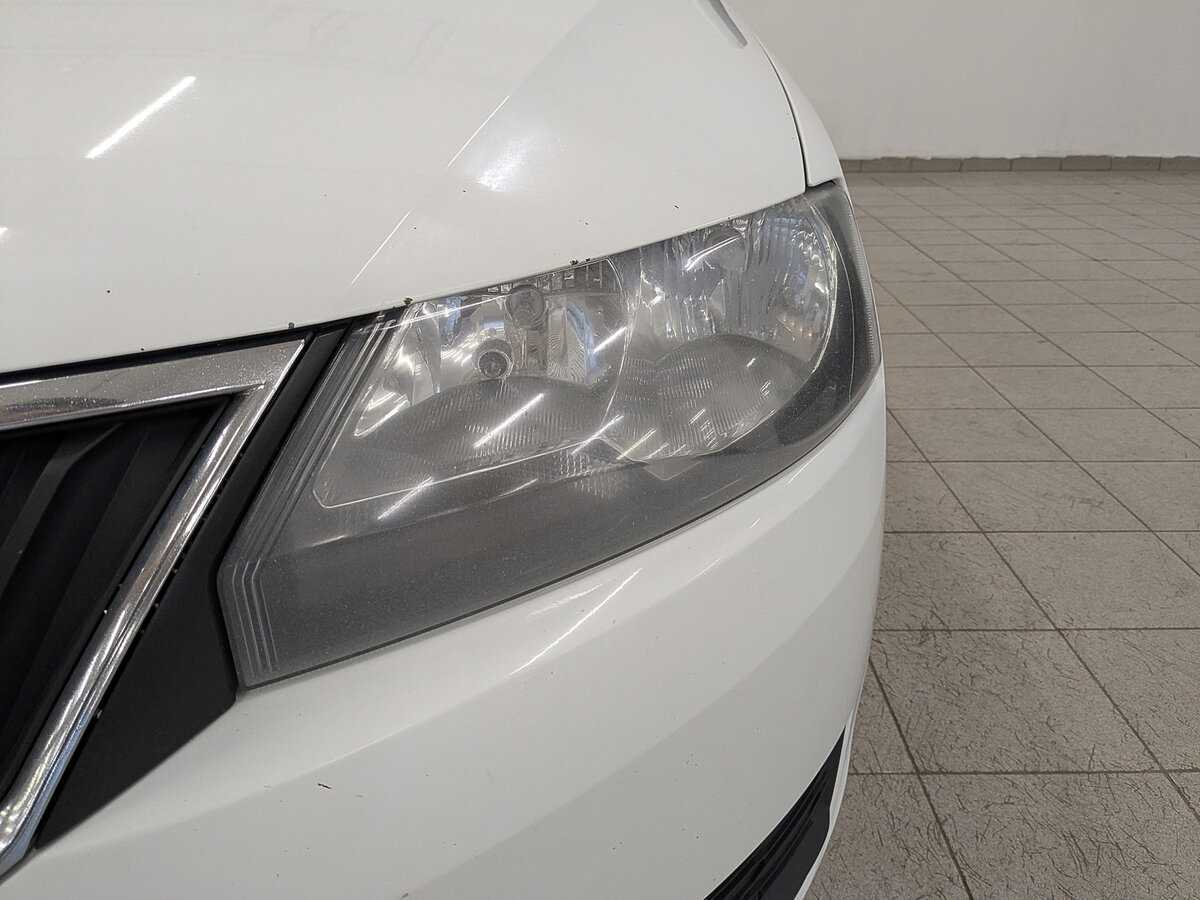 Skoda Rapid, 2017 Фото №11