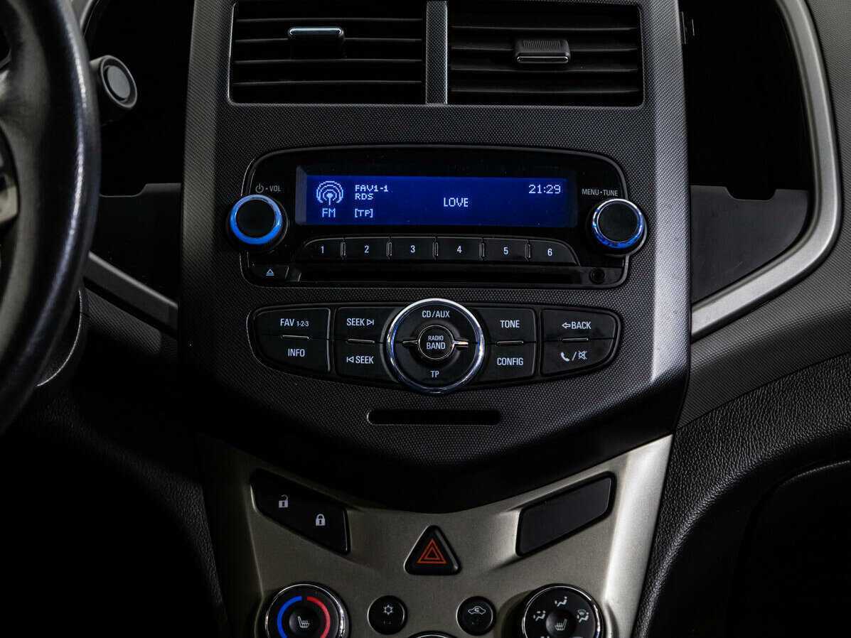 Chevrolet Aveo, 2012 Фото №13