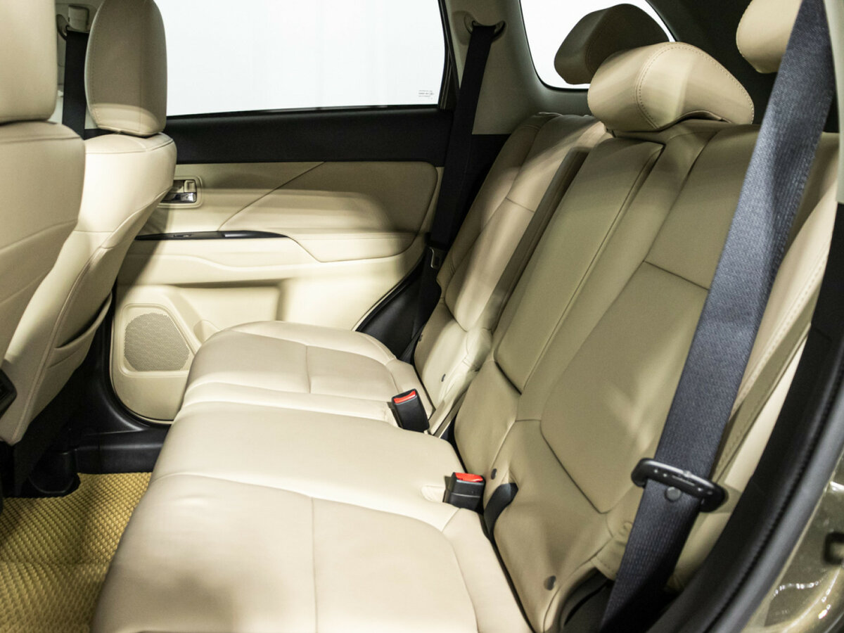 Mitsubishi Outlander III Рестайлинг 3, 2020 Фото №8