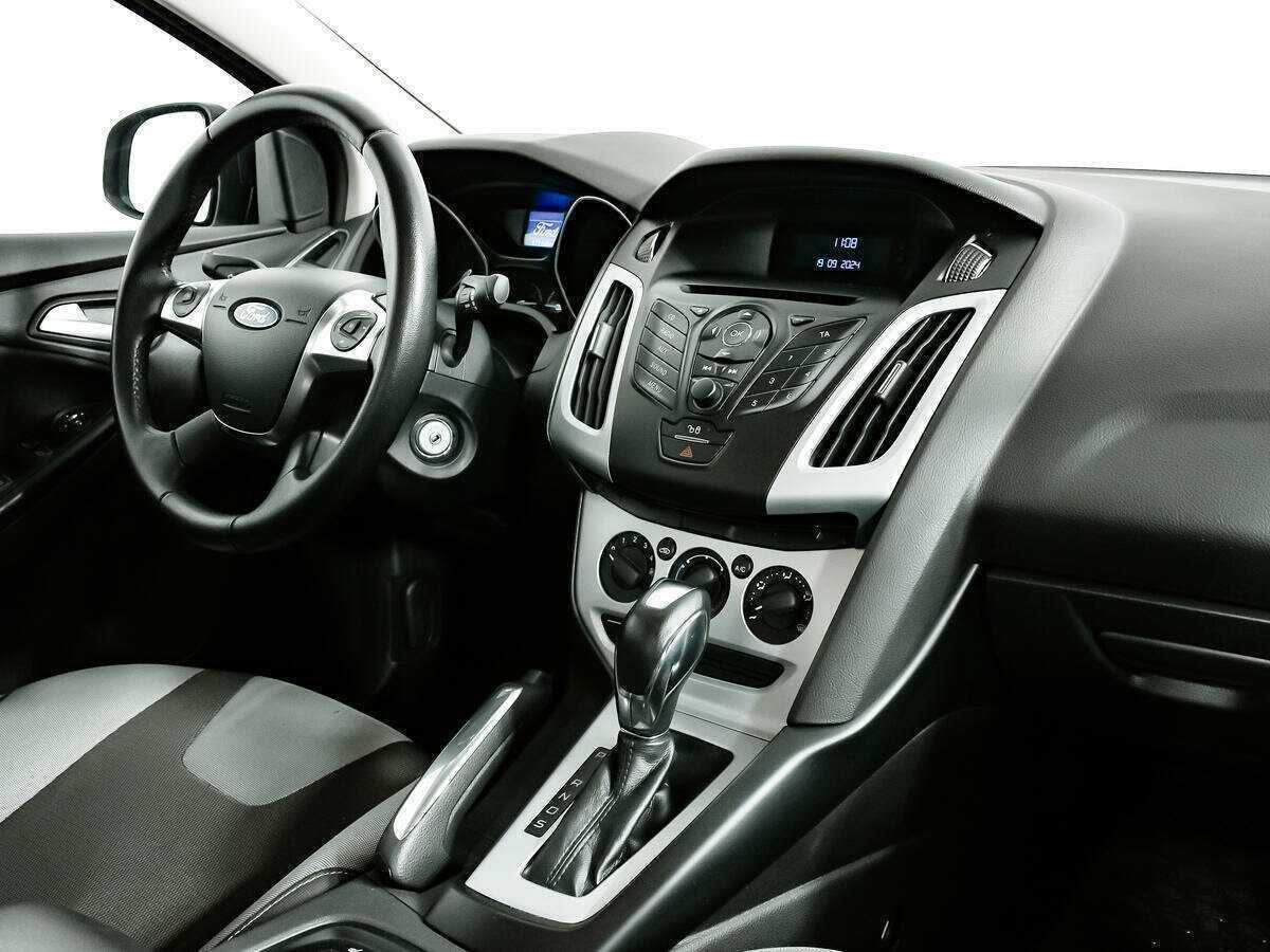 Ford Focus, 2012 Фото №9