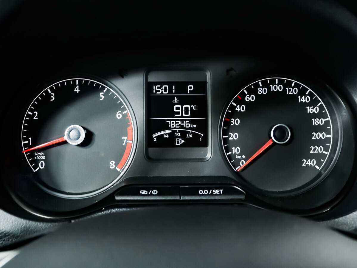 Volkswagen Polo, 2015 Фото №10