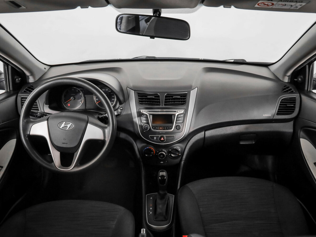 Hyundai Solaris I Рестайлинг, 2016 Фото №10