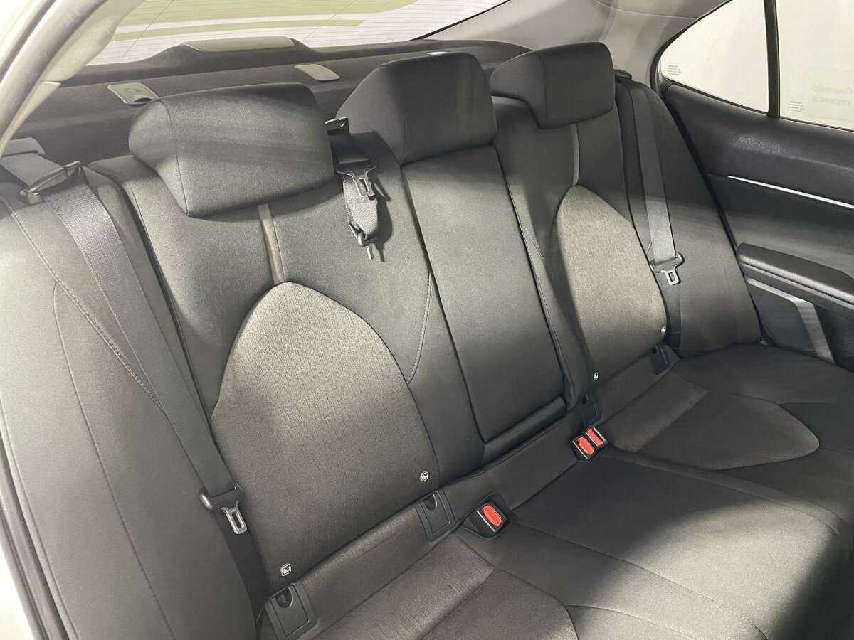 Toyota Camry, 2021 Фото №15
