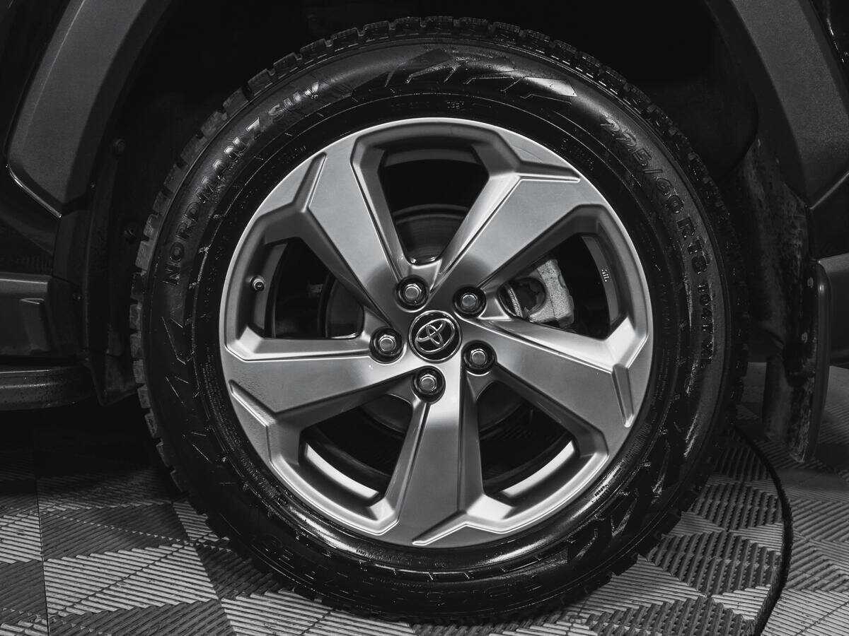 Toyota RAV4, 2020 Фото №17