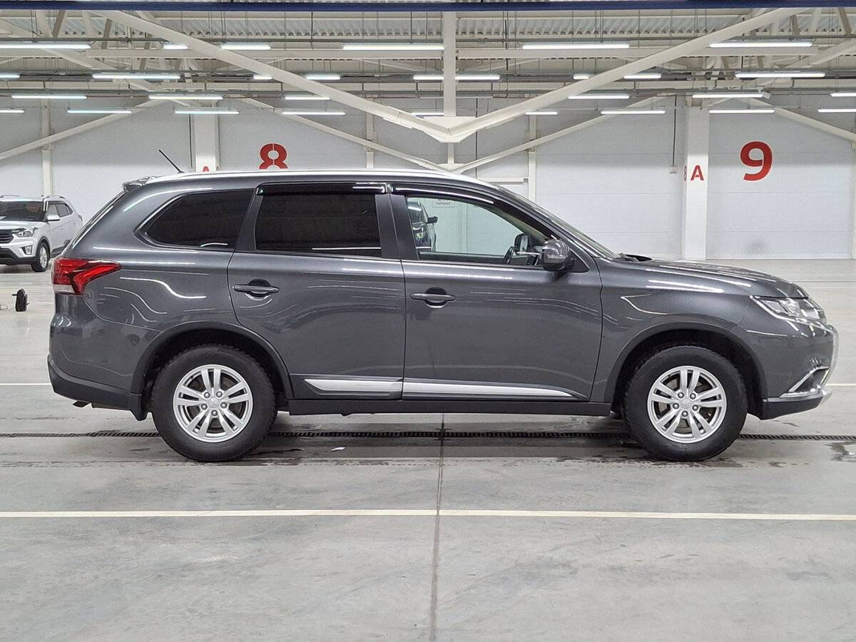 Mitsubishi Outlander III Рестайлинг 2, 2015 Фото №4