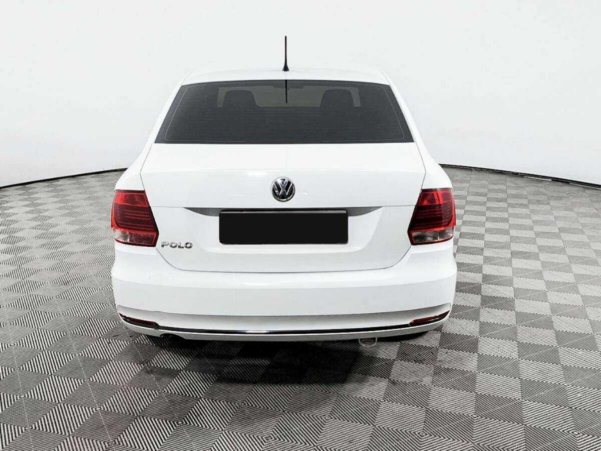 Volkswagen Polo, 2015 Фото №6