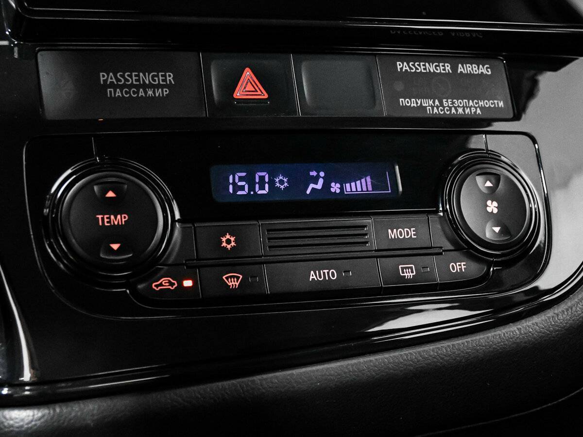 Mitsubishi Outlander, 2015 Фото №16