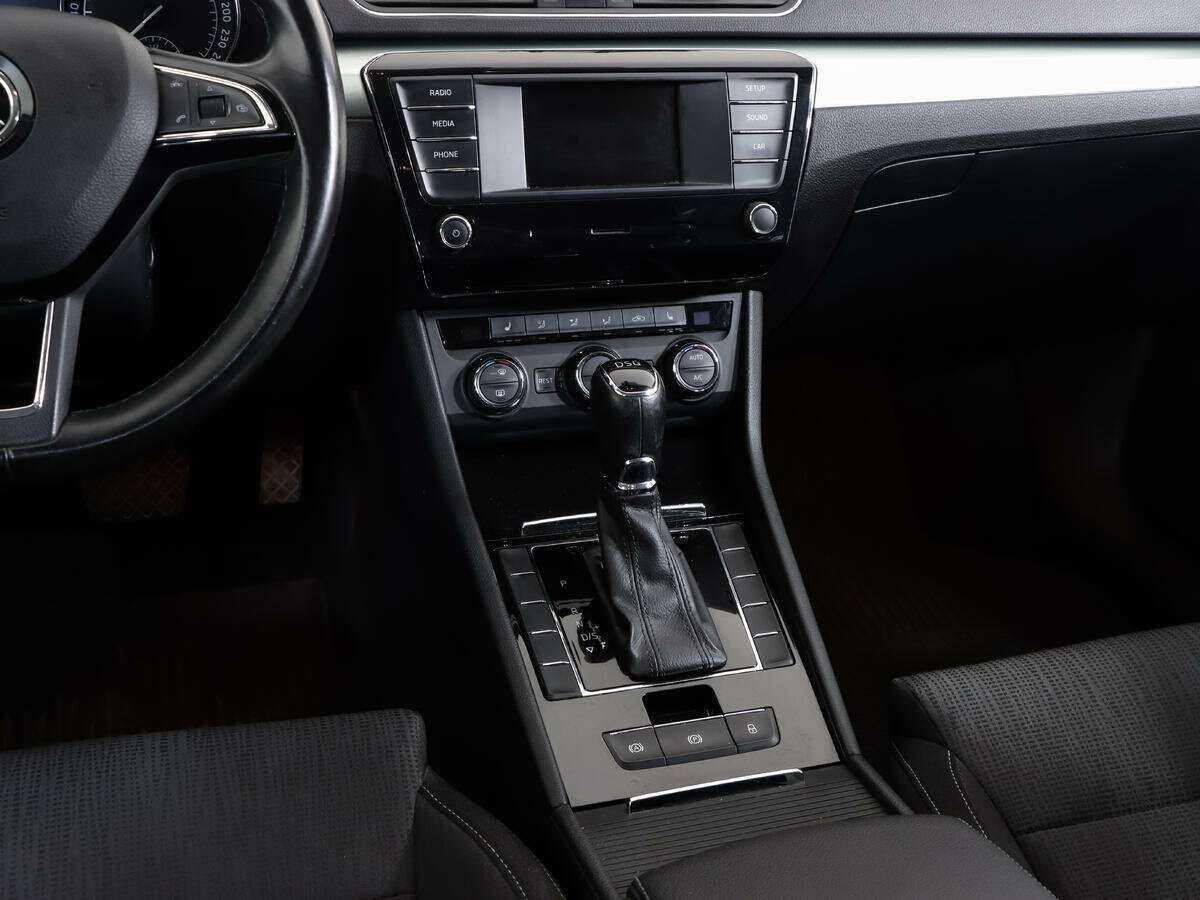 Skoda Superb, 2016 Фото №11