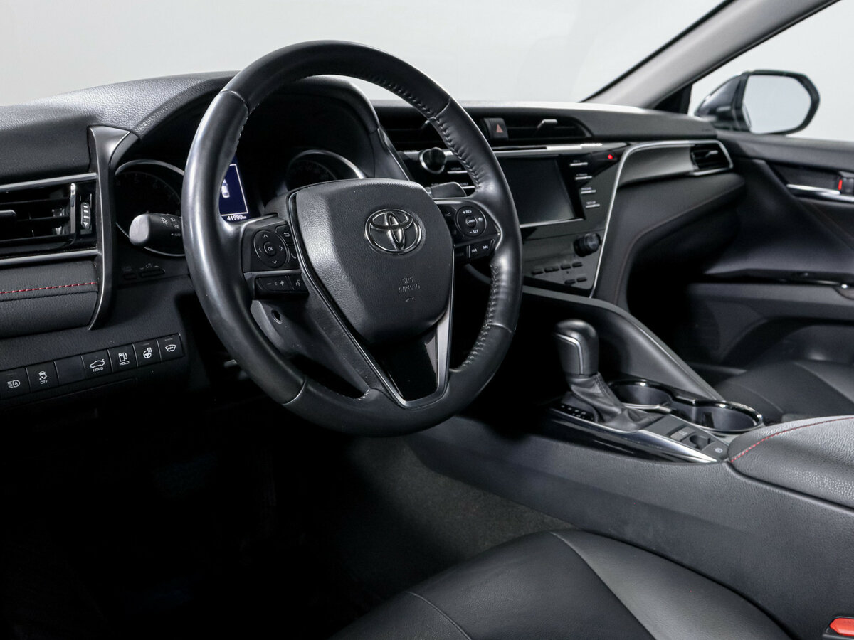 Toyota Camry VIII (XV70), 2020 Фото №13
