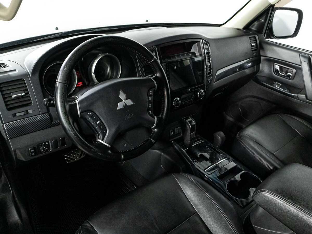 Mitsubishi Pajero, 2014 Фото №11
