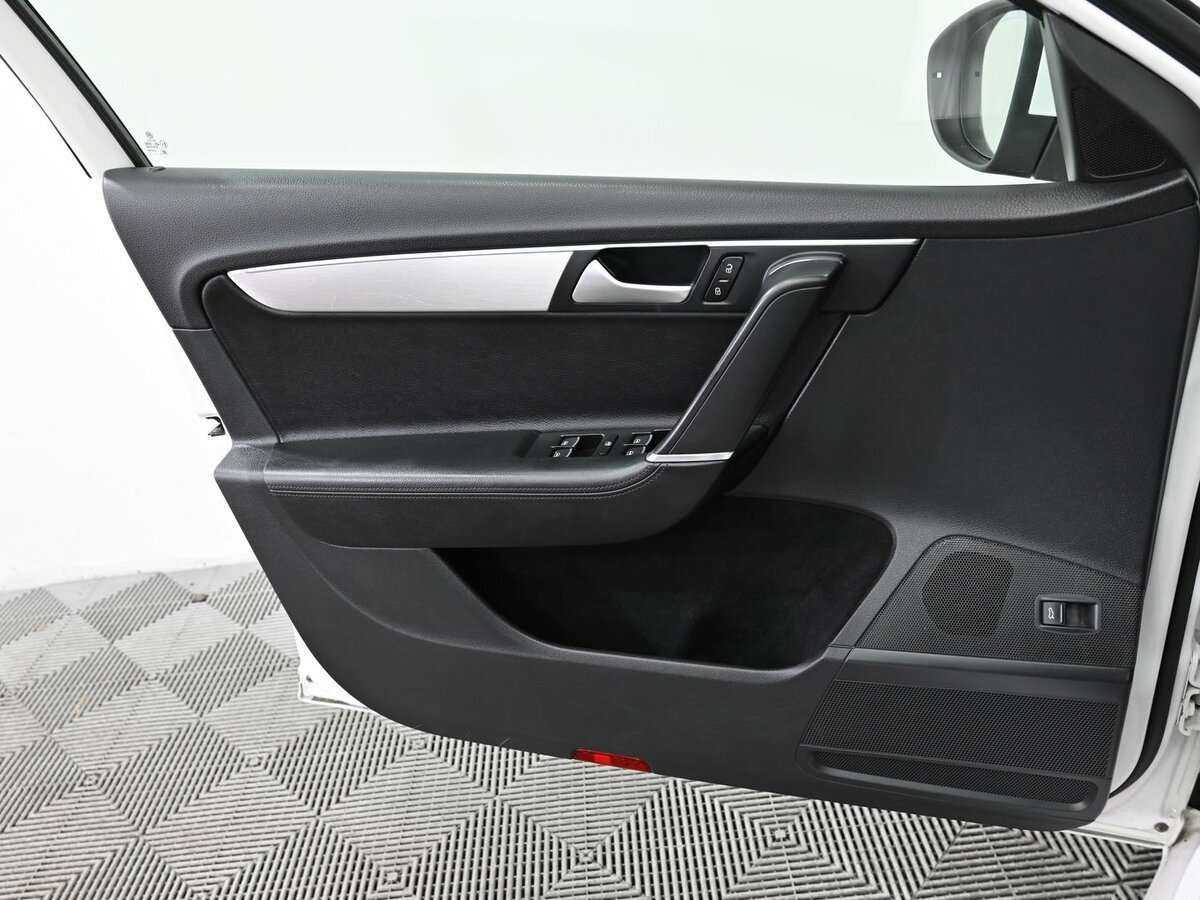 Volkswagen Passat, 2013 Фото №11