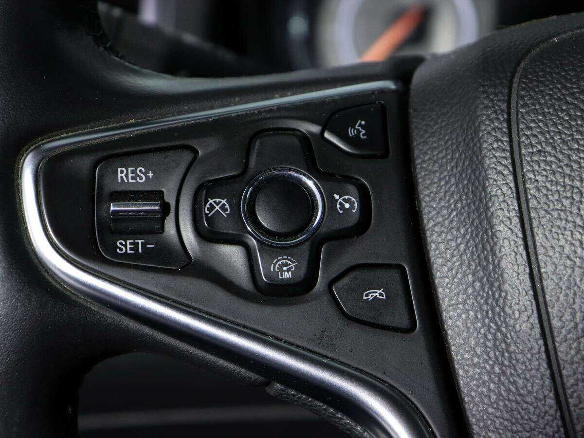 Opel Insignia, 2014 Фото №14