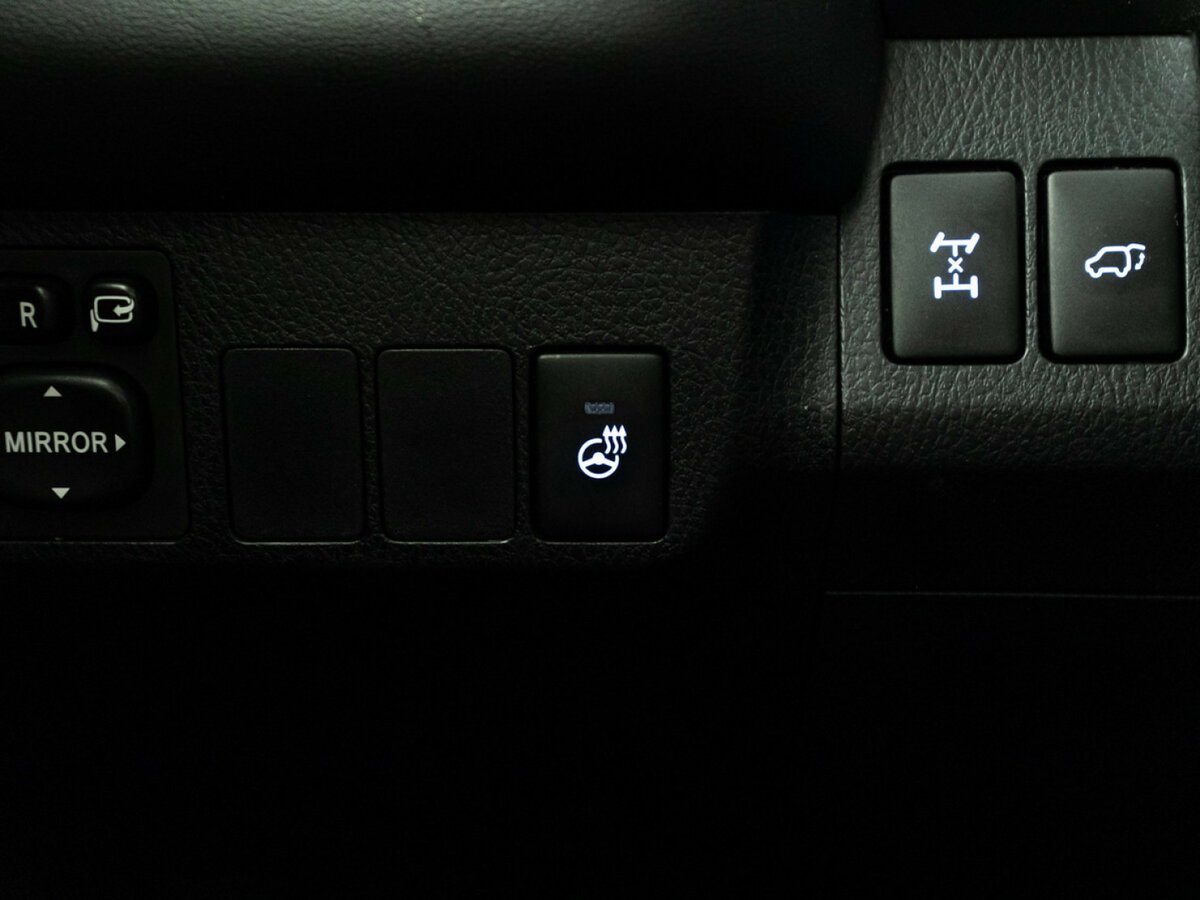 Toyota RAV4 IV (XA40) Рестайлинг, 2015 Фото №17