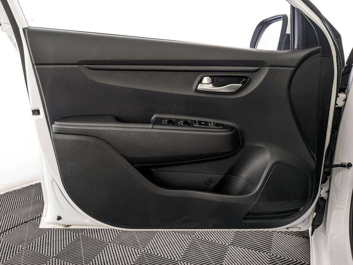 Kia Rio, 2021 Фото №15