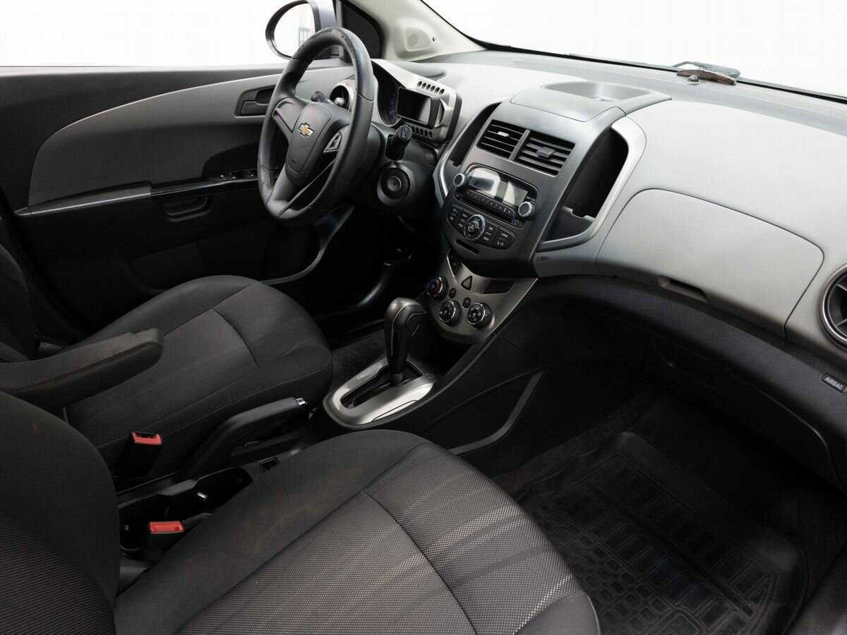 Chevrolet Aveo, 2014 Фото №12