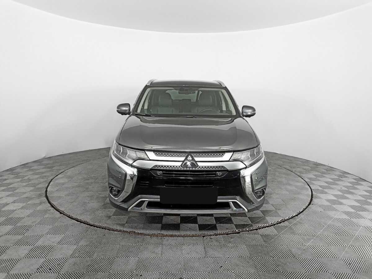 Mitsubishi Outlander, 2021 Фото №2