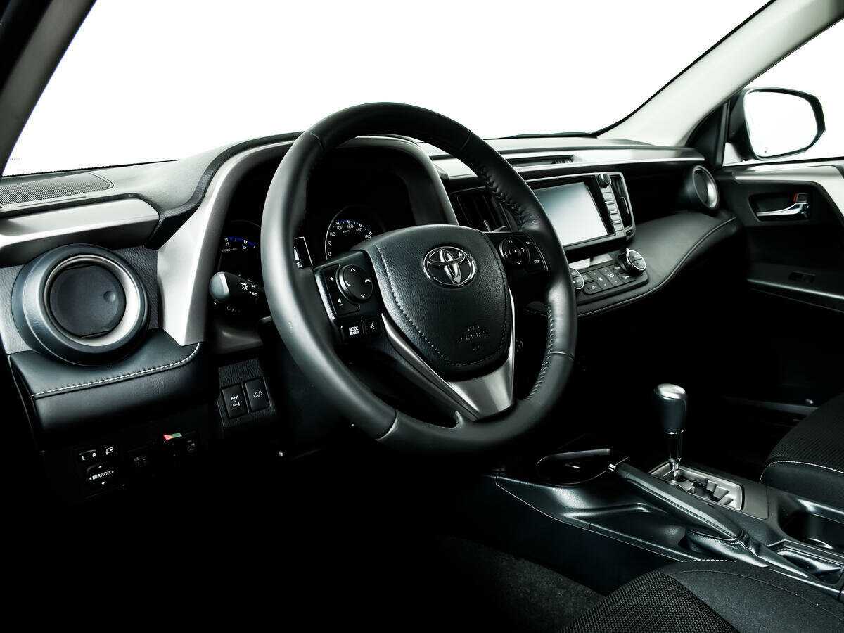 Toyota RAV4, 2017 Фото №13
