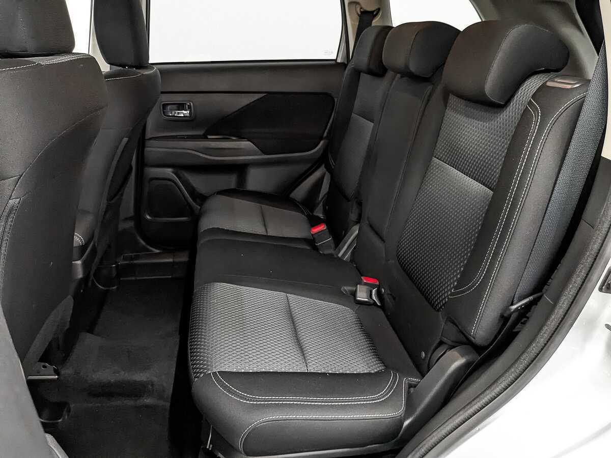 Mitsubishi Outlander, 2020 Фото №18