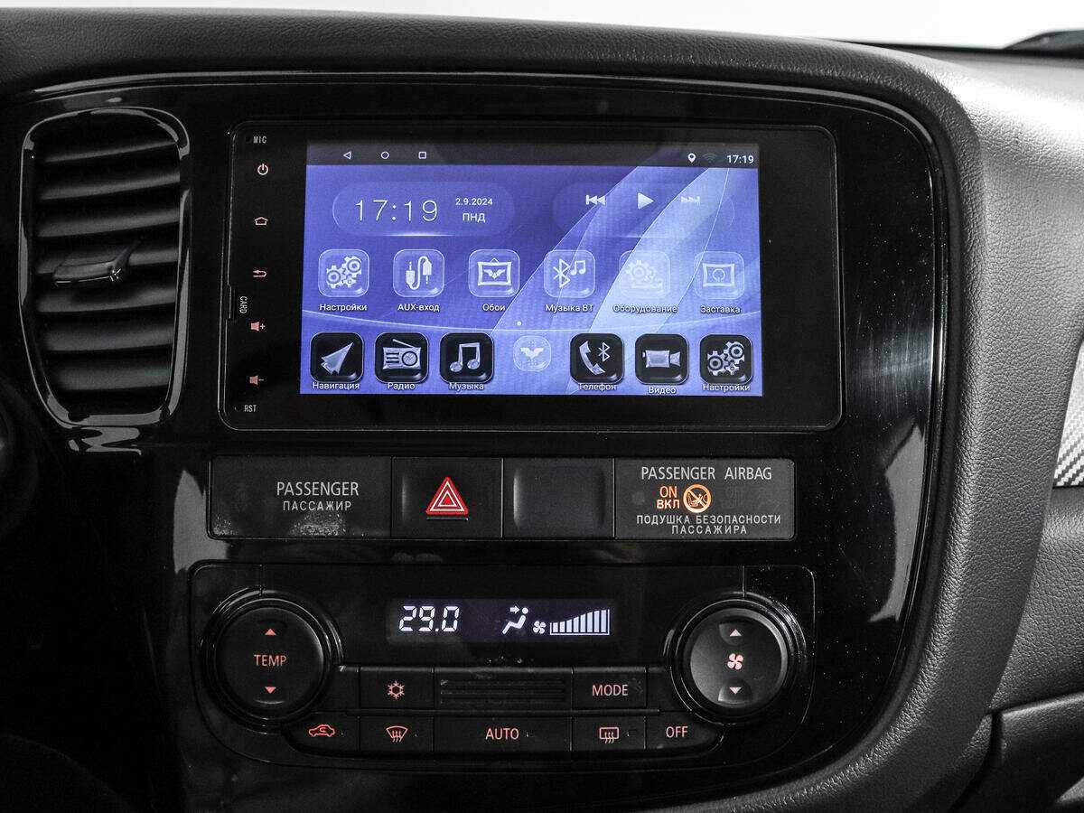 Mitsubishi Outlander, 2018 Фото №13