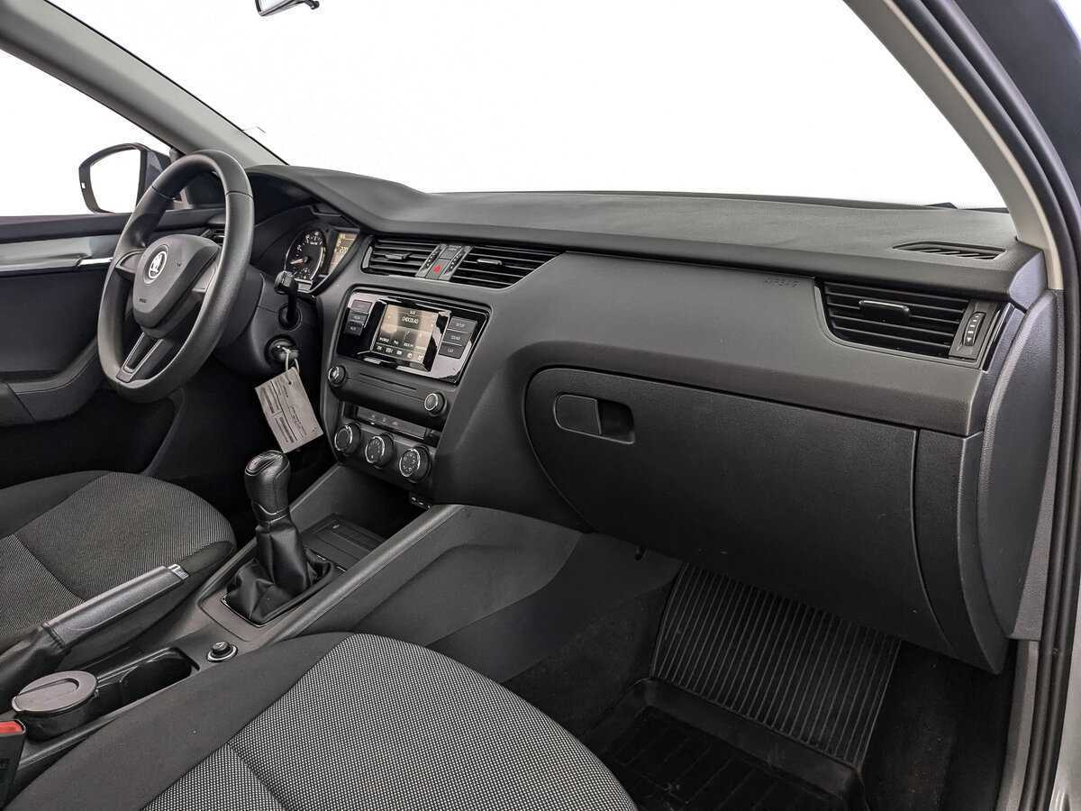 Skoda Octavia, 2015 Фото №9
