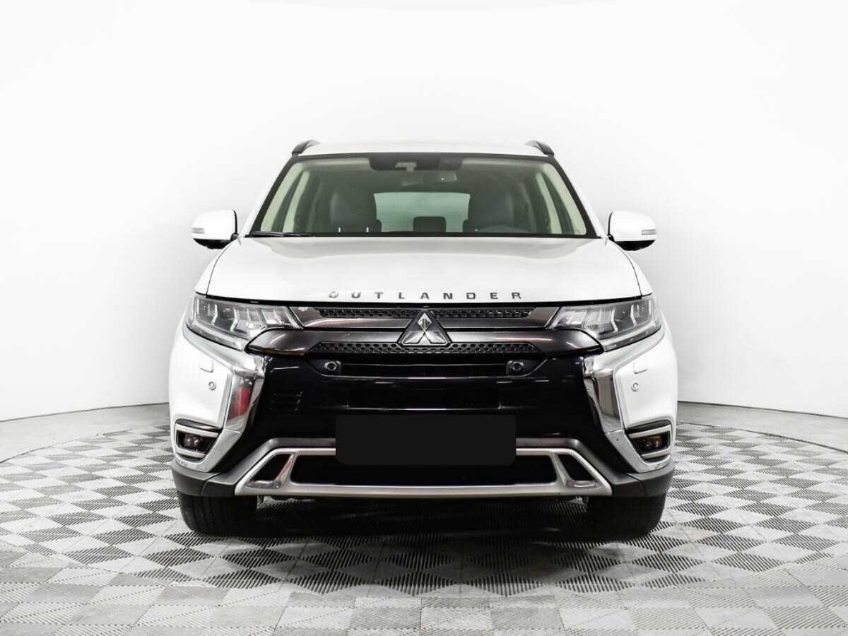 Mitsubishi Outlander, 2021 Фото №2