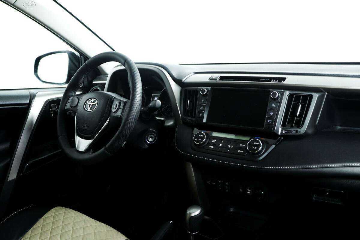 Toyota RAV4, 2017 Фото №9