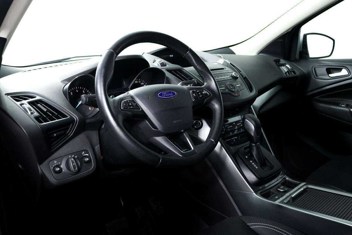 Ford Kuga, 2017 Фото №13