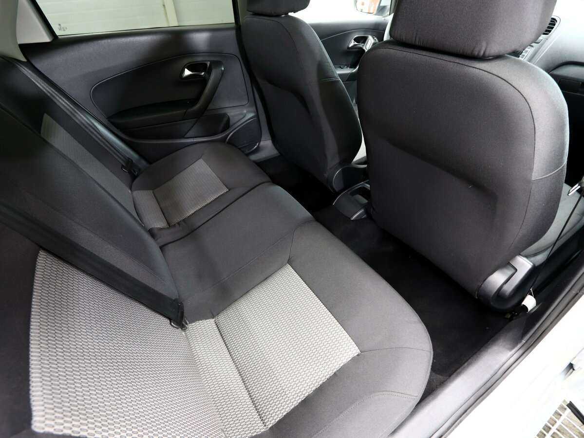 Volkswagen Polo, 2012 Фото №13