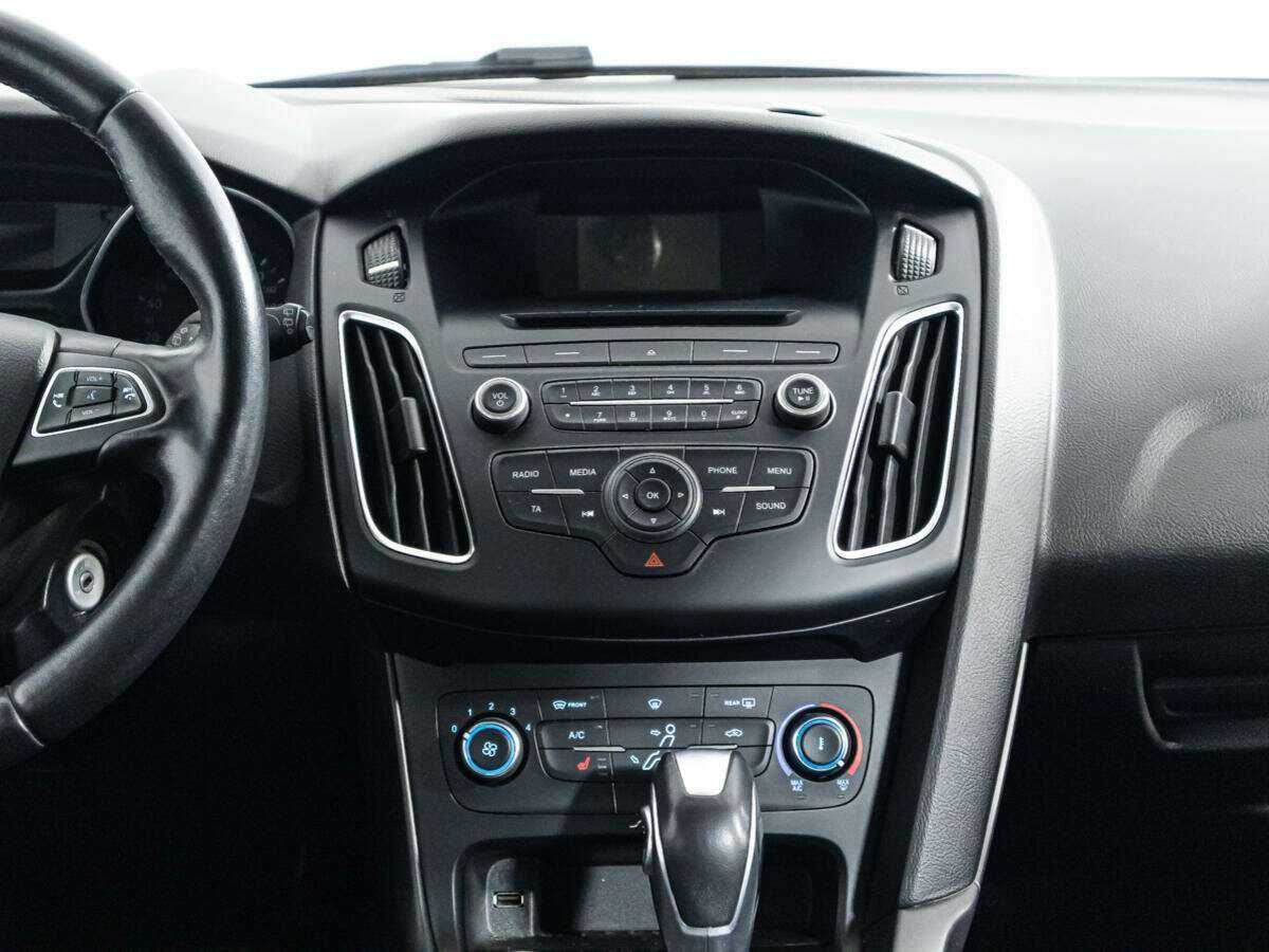 Ford Focus, 2018 Фото №14