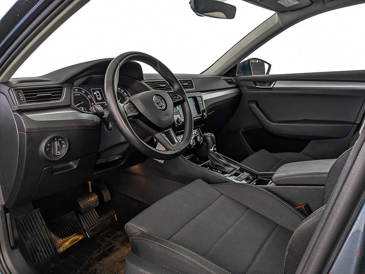 Skoda Superb, 2019 Фото №15