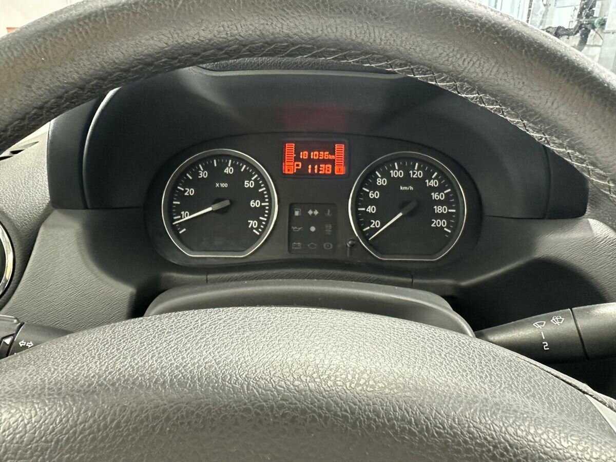 Nissan Terrano, 2015 Фото №11