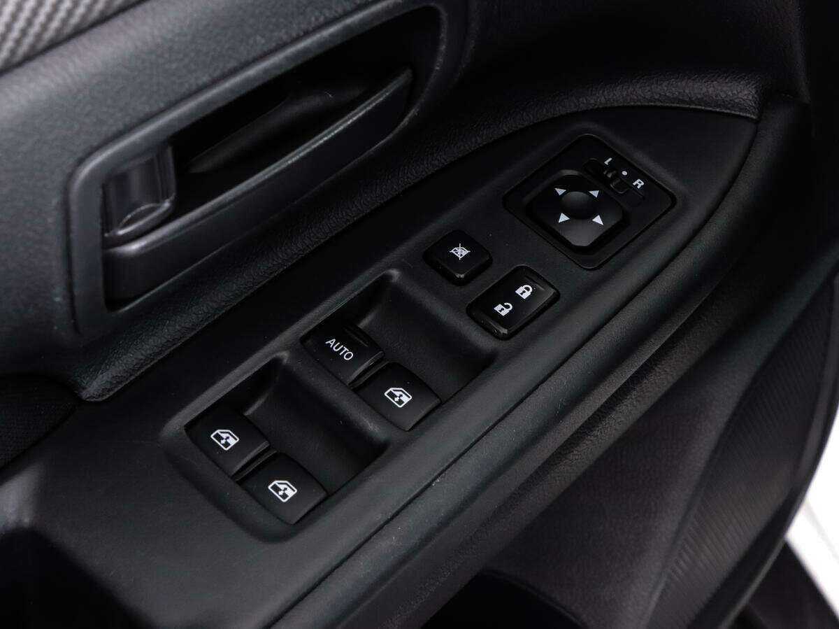 Mitsubishi Outlander, 2018 Фото №15