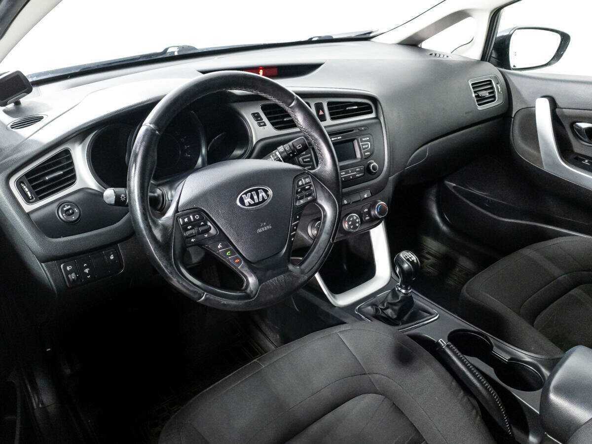Kia Ceed, 2013 Фото №11
