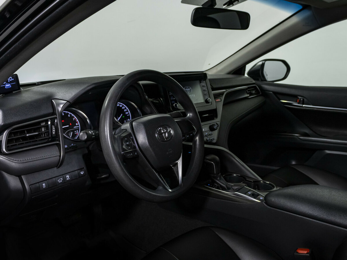 Toyota Camry VIII (XV70) Рестайлинг, 2021 Фото №8