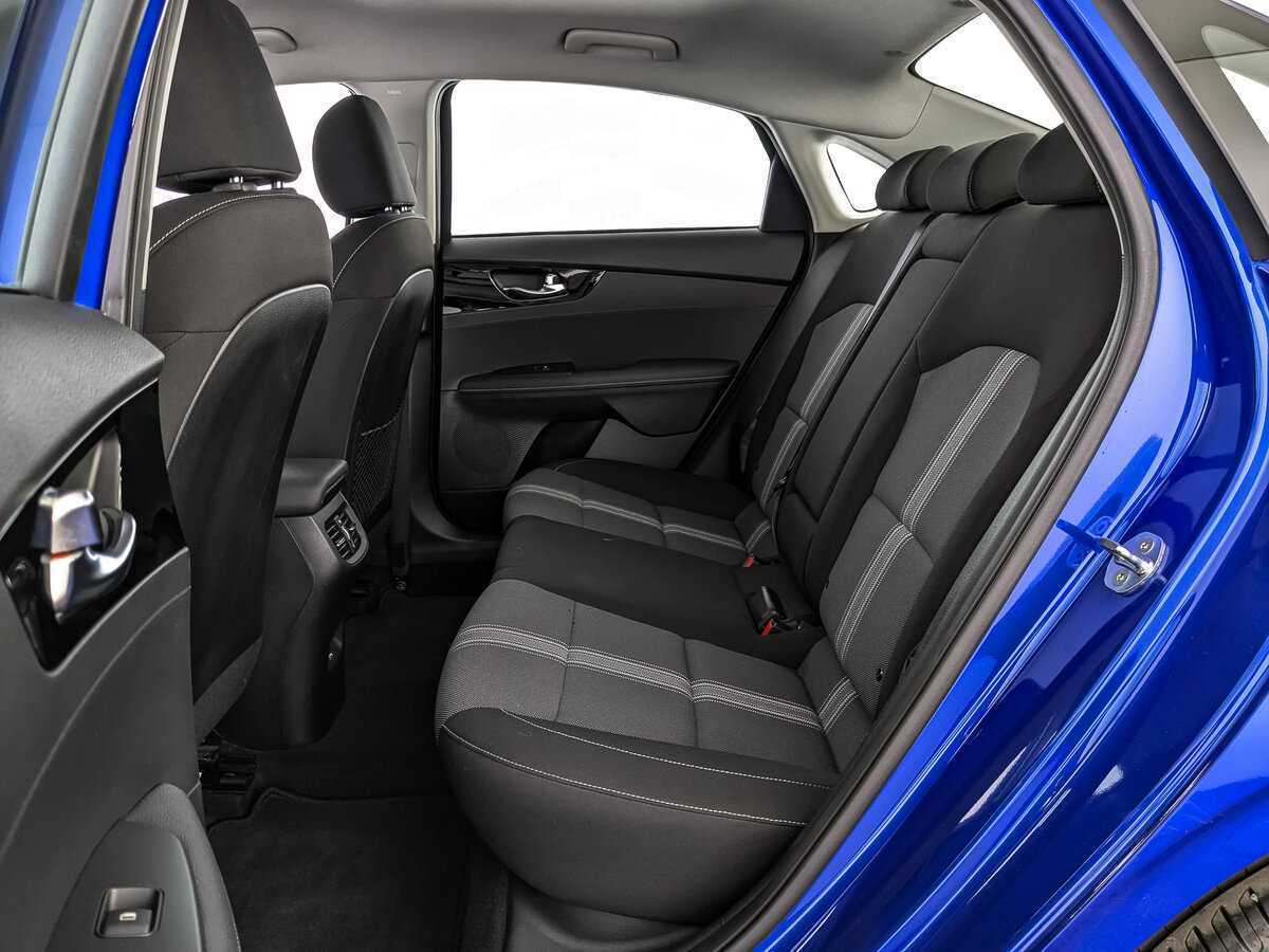 Kia Cerato, 2021 Фото №14