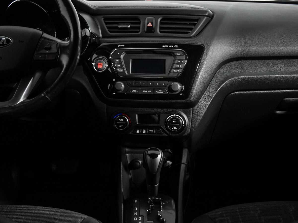 Kia Rio 4-speed, 2013 Фото №15