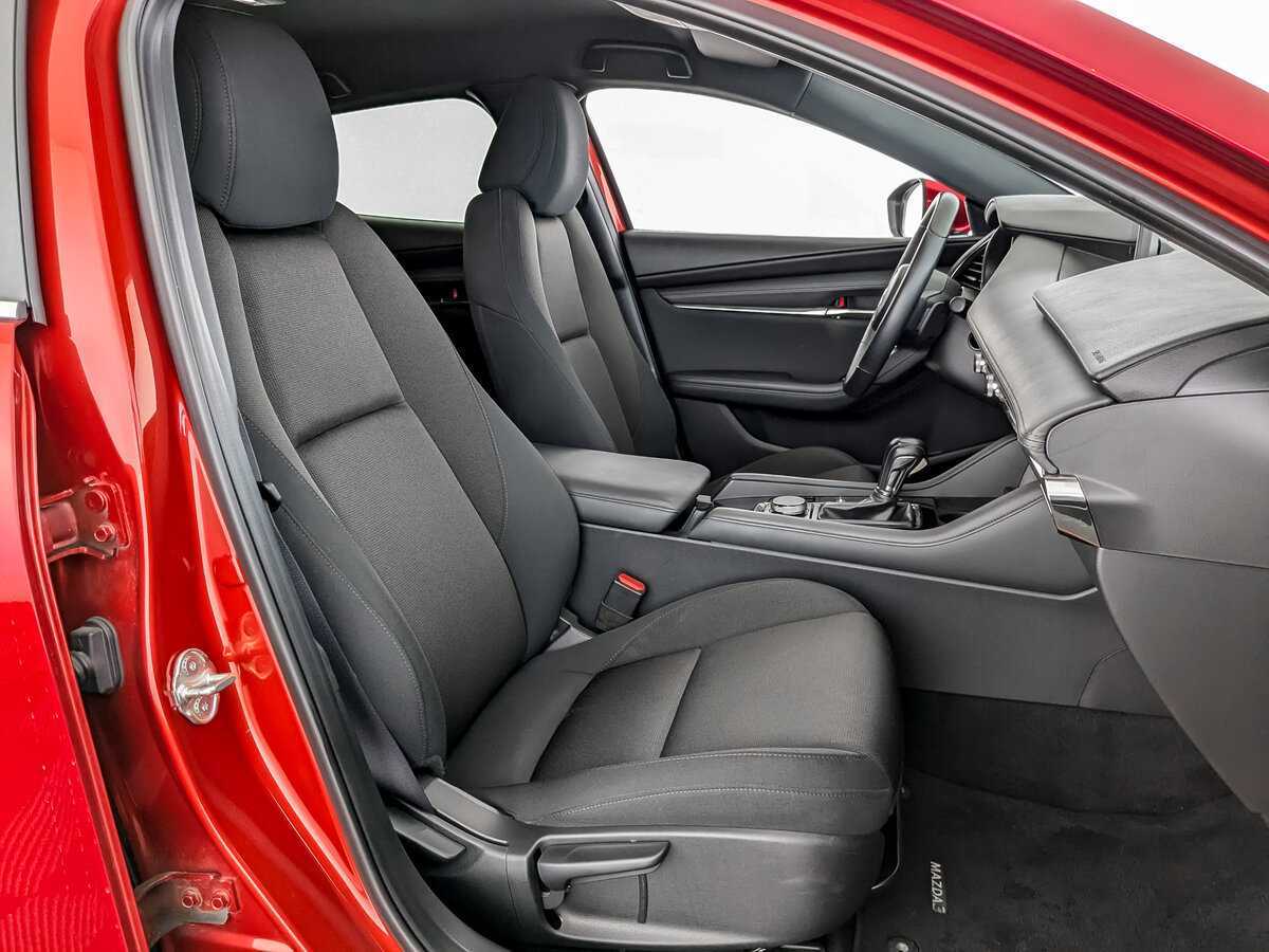 Mazda 3, 2019 Фото №18